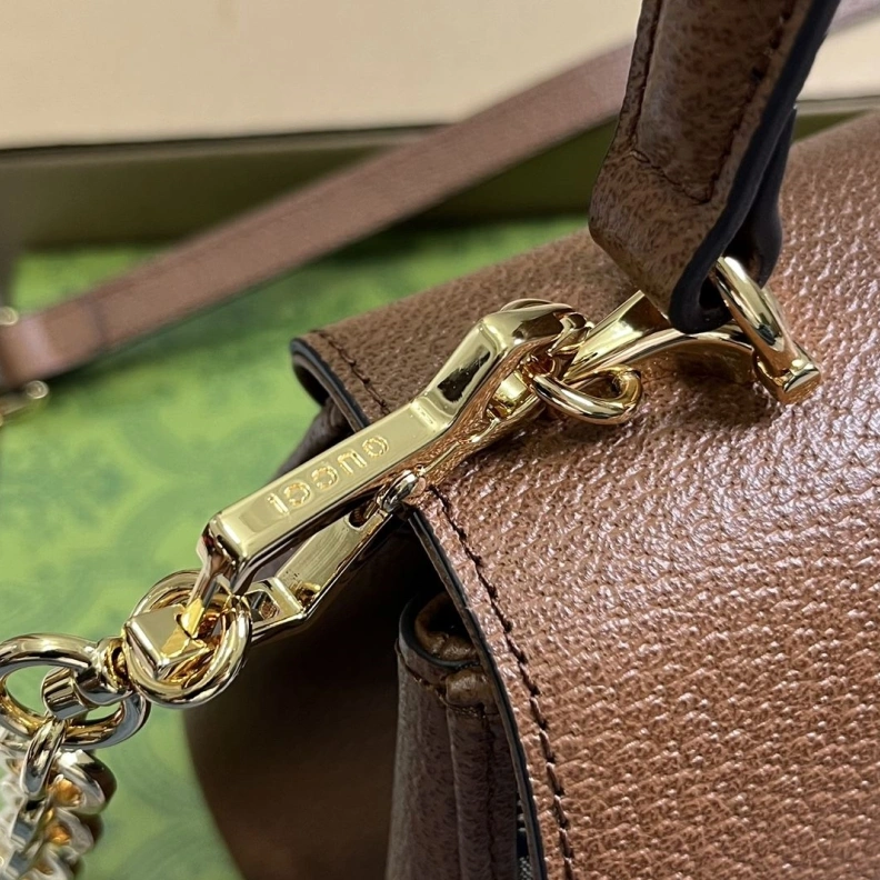 Resilient Gxccx Top Handle Bags 35735