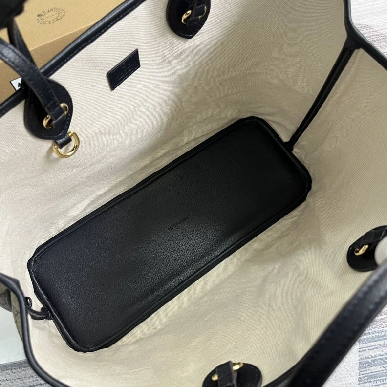 Compact Gxccx Shopping Bags 36593