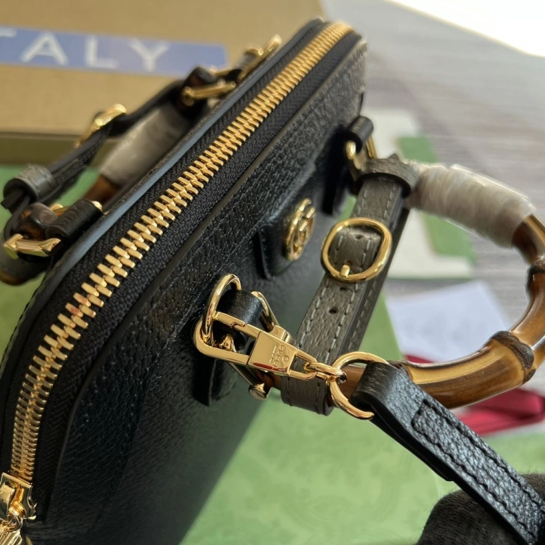 SportInspired Gxccx Top Handle Bags 35659