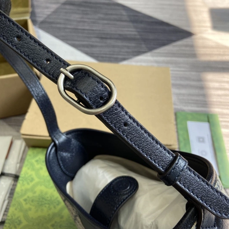 Gxccx Satchel Bags Trendsetting 37170