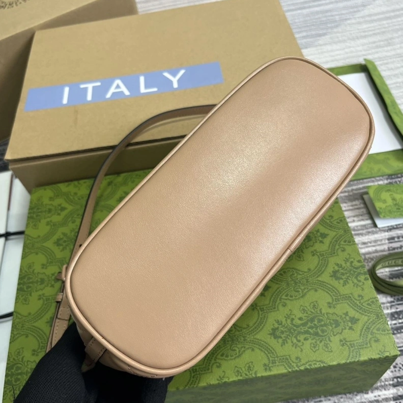 Resilient Gxccx Top Handle Bags 35644