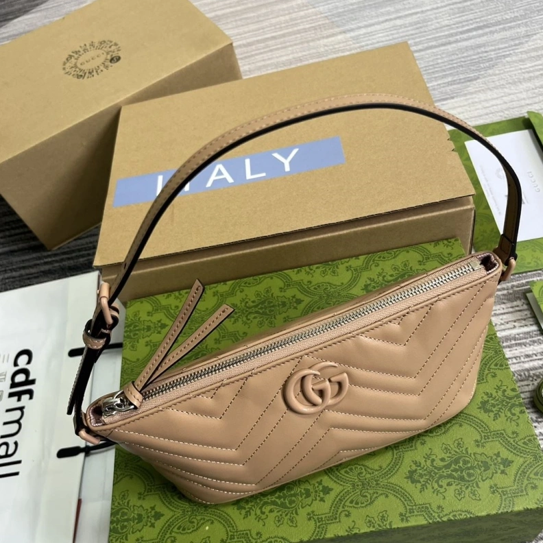 Resilient Gxccx Top Handle Bags 35644