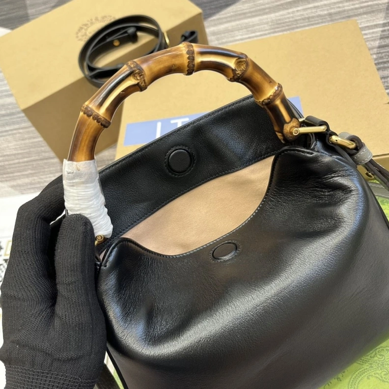 StreetReady Gxccx Top Handle Bags 35630