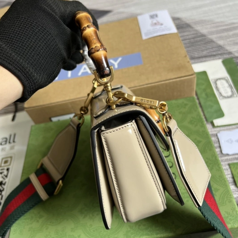 Popular Gxccx Top Handle Bags 35604