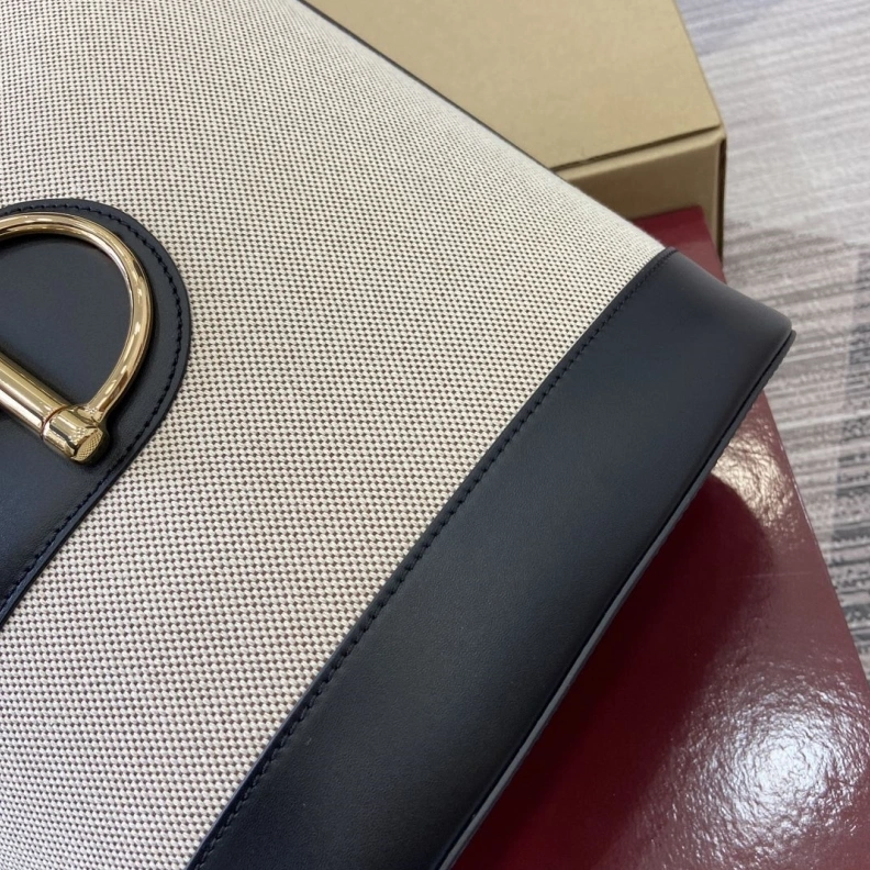Popular Gxccx Top Handle Bags 35607