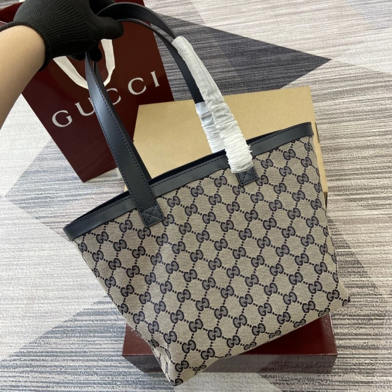 Stylish Gxccx Shopping Bags 36573
