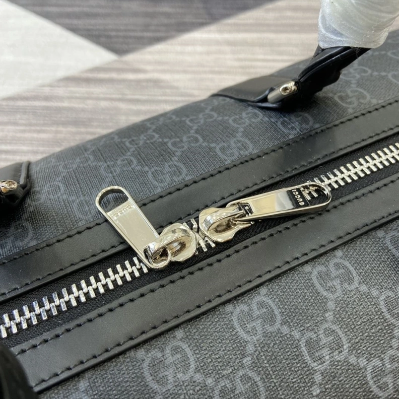 Vibrant Gxccx Travel Bags 35333