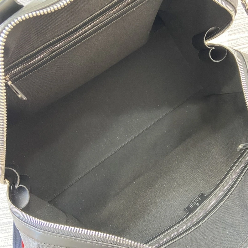 Vibrant Gxccx Travel Bags 35333