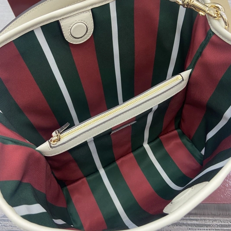 Reliable Gxccx Bucket Bags 38183