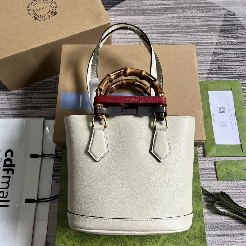 EyeCatching Gxccx Shopping Bags 36564