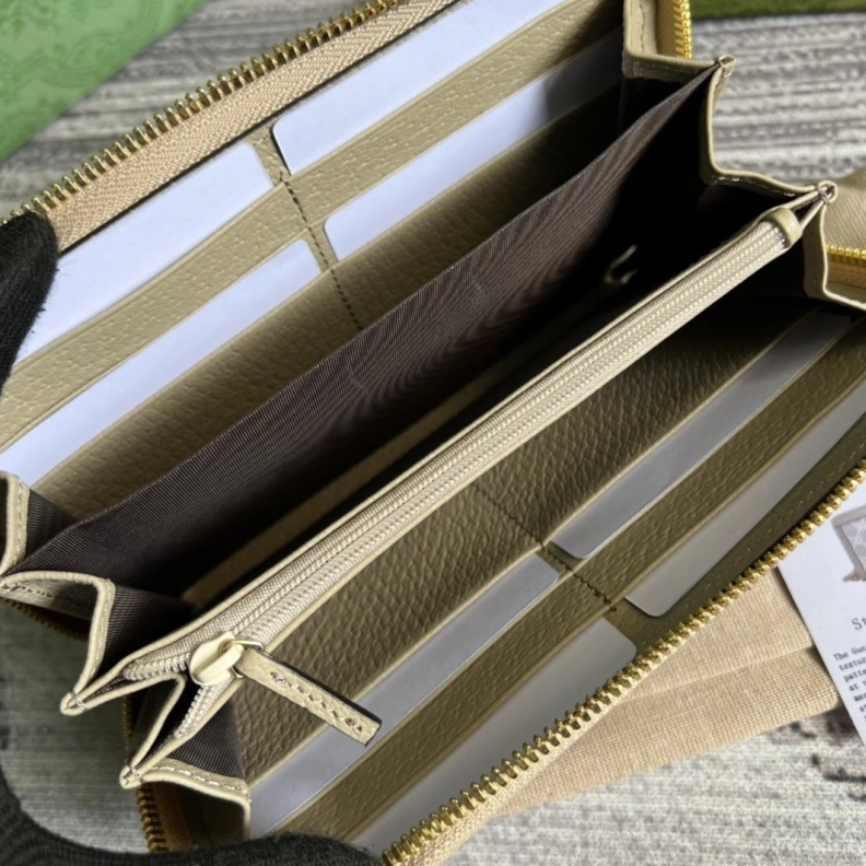 Sophisticated Gxccx Wallets & Purse 34862