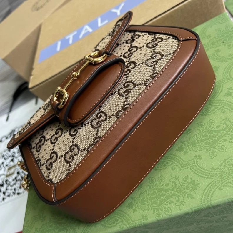 Bold Gxccx Clutch Bags 38071