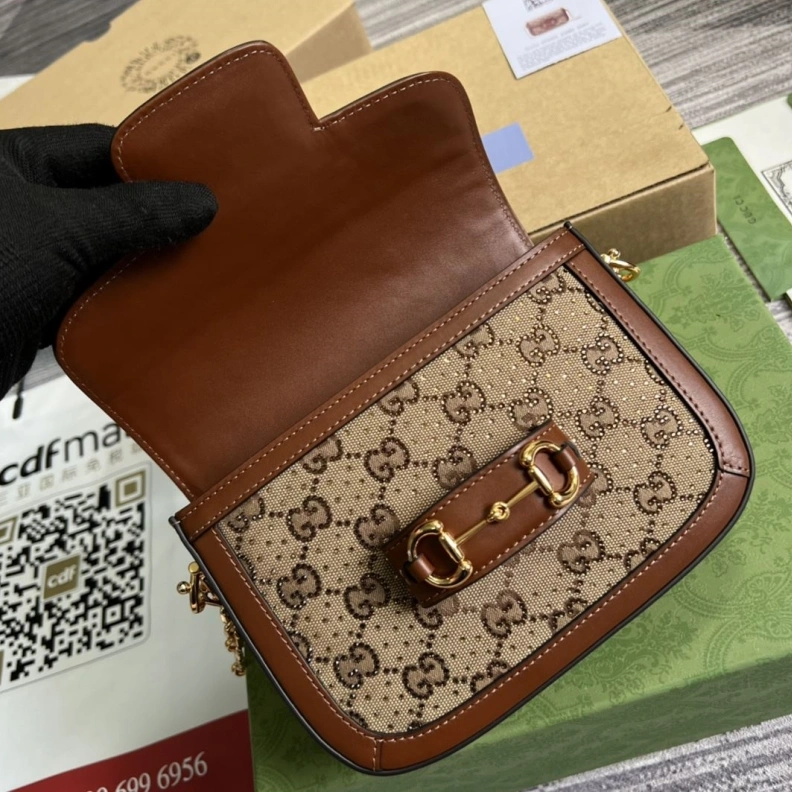 Bold Gxccx Clutch Bags 38071