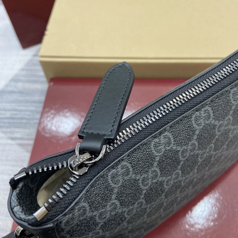 Popular Gxccx Clutch Bags 38100