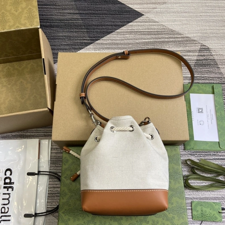 Bold Gxccx Bucket Bags 38175