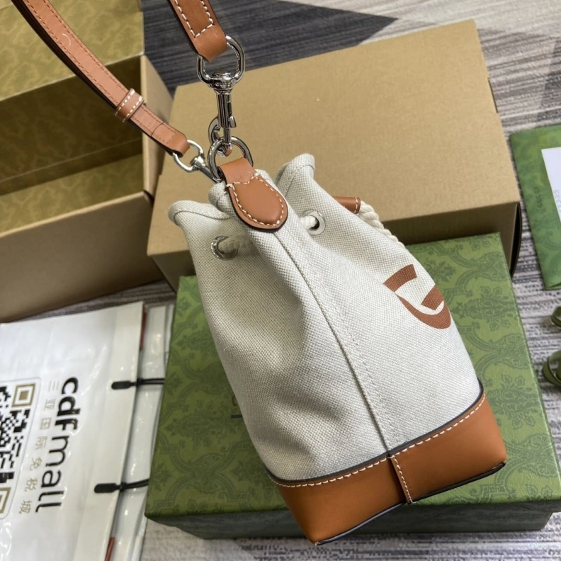 Bold Gxccx Bucket Bags 38175