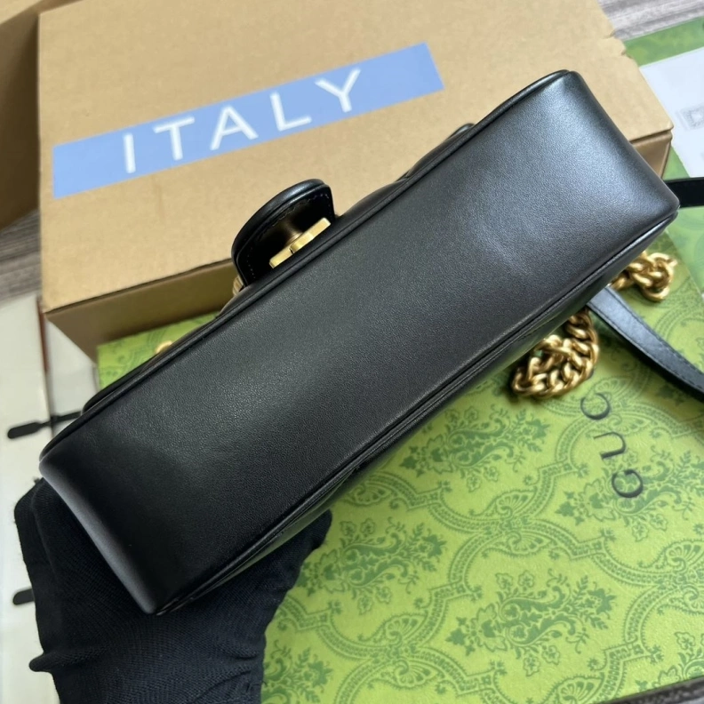 Gxccx Satchel Bags Sleek 36934