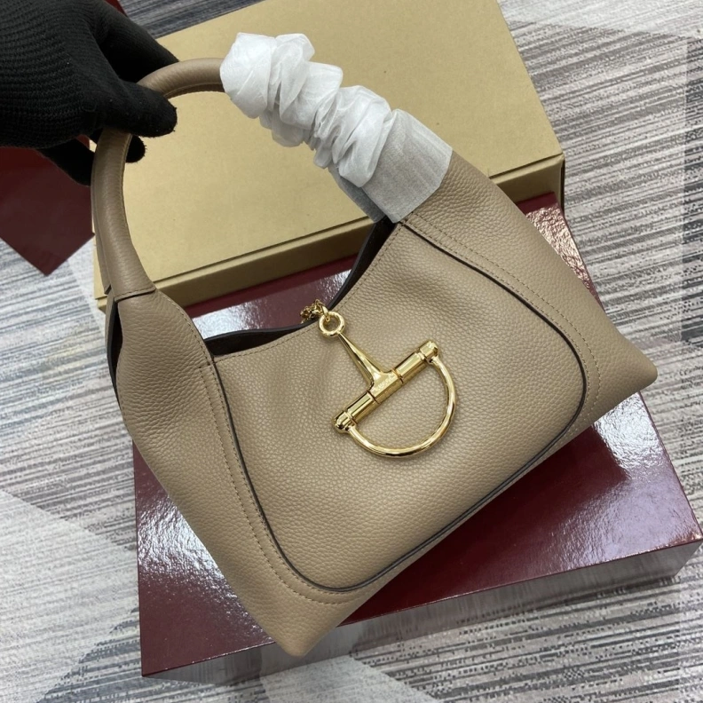 Versatile Gxccx Top Handle Bags 35539