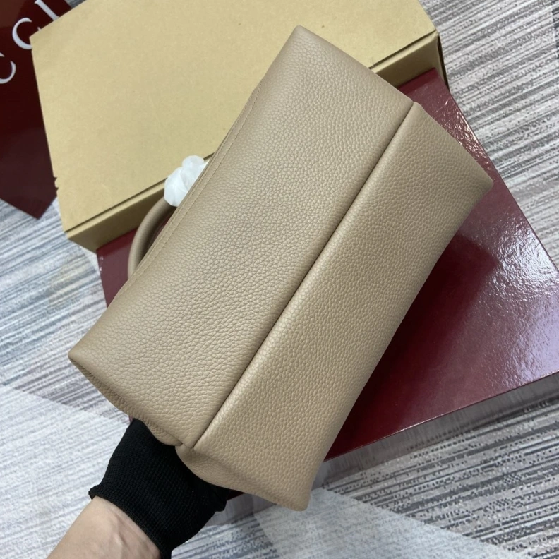Versatile Gxccx Top Handle Bags 35539