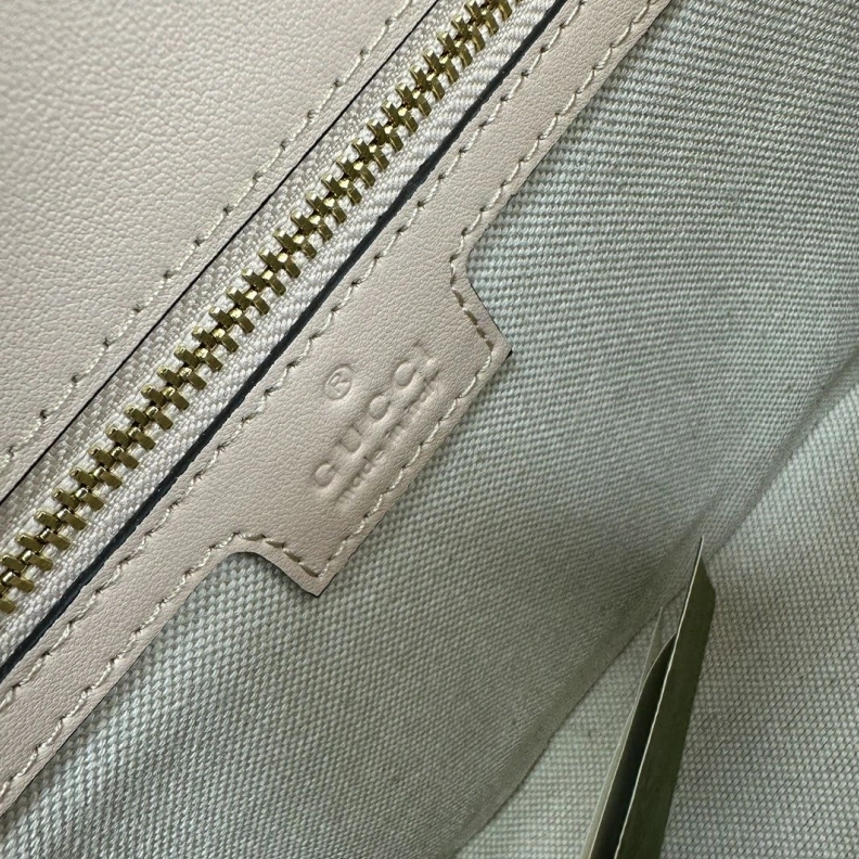 Trendy Gxccx Top Handle Bags 35512