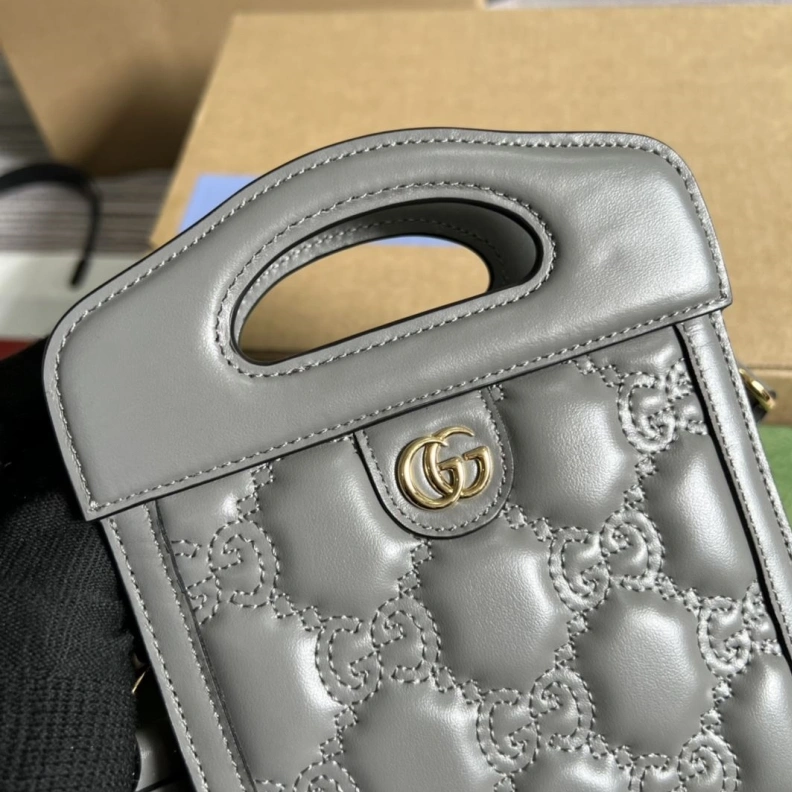 Resilient Gxccx Top Handle Bags 35480