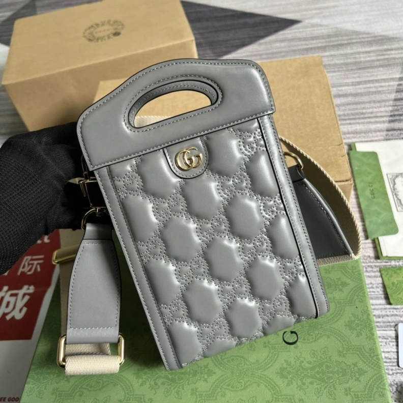 Resilient Gxccx Top Handle Bags 35480
