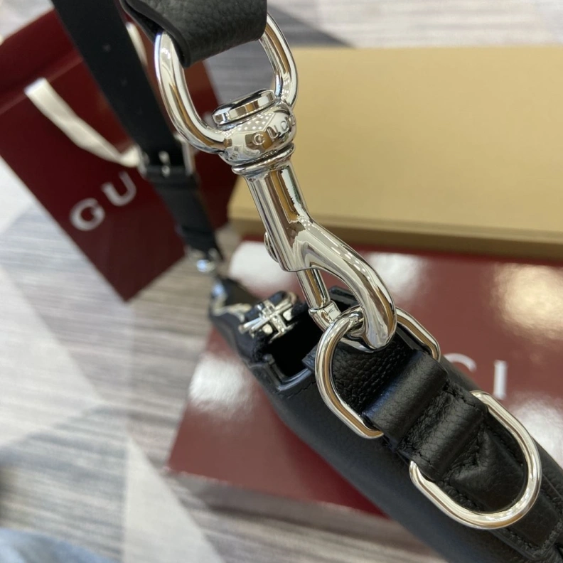 Comfortable Gxccx Top Handle Bags 35446