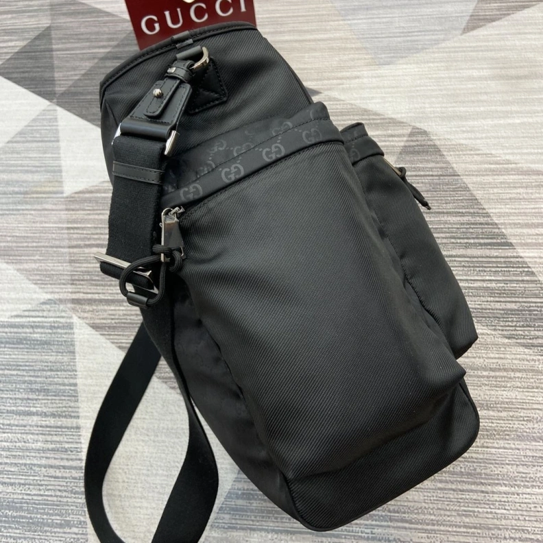 Fashionable Gxccx Travel Bags 35320