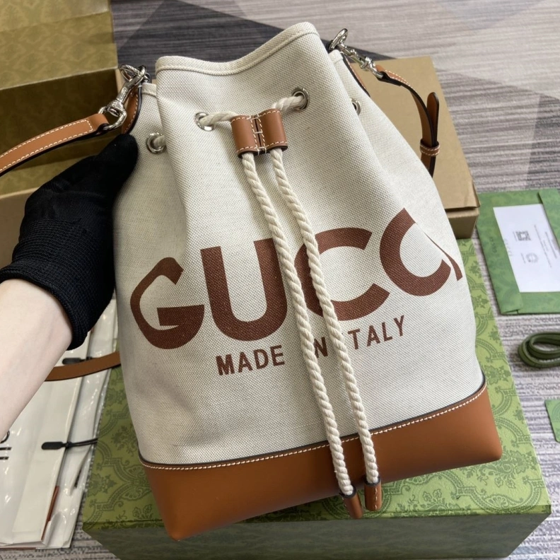 Gxccx Bucket Bags Refined 38143