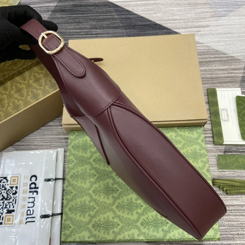 Comfortable Gxccx Top Handle Bags 35410