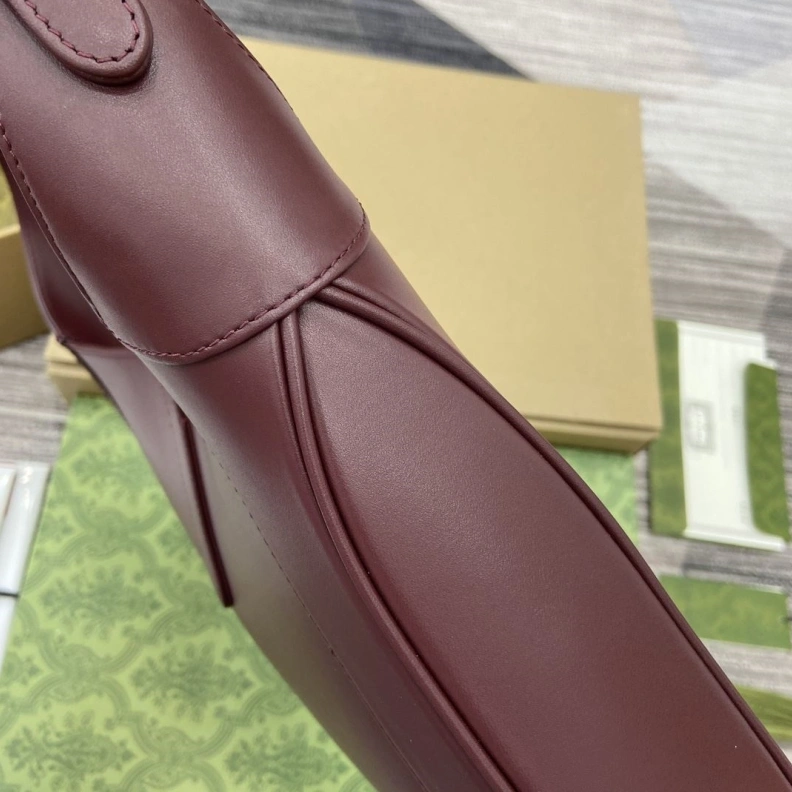 Comfortable Gxccx Top Handle Bags 35410