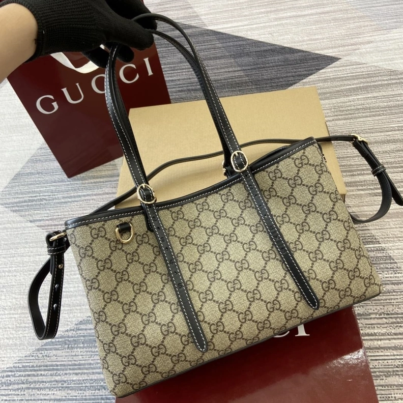 Versatile Gxccx Shopping Bags 36549