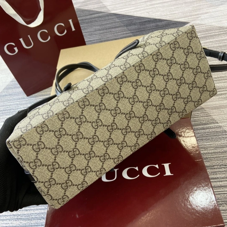 Versatile Gxccx Shopping Bags 36549