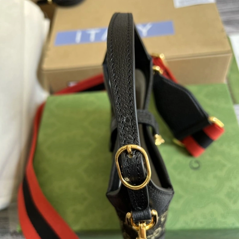 Gxccx Top Handle Bags Resilient 35401