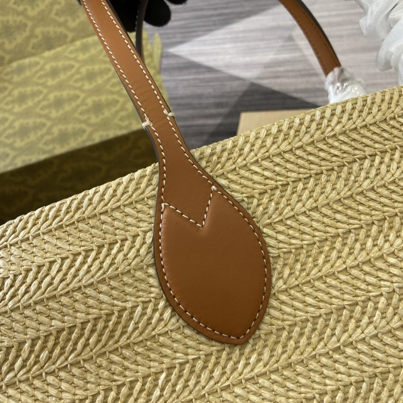 Gxccx Shopping Bags Trendsetting 36523