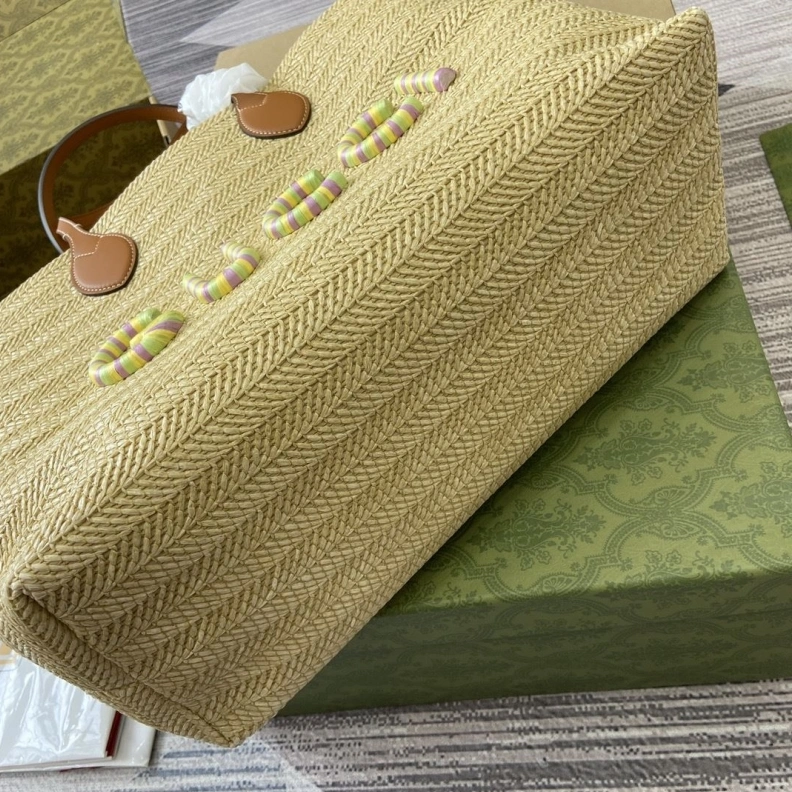 Gxccx Shopping Bags Trendsetting 36523