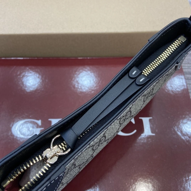 StreetReady Gxccx Top Handle Bags 35415