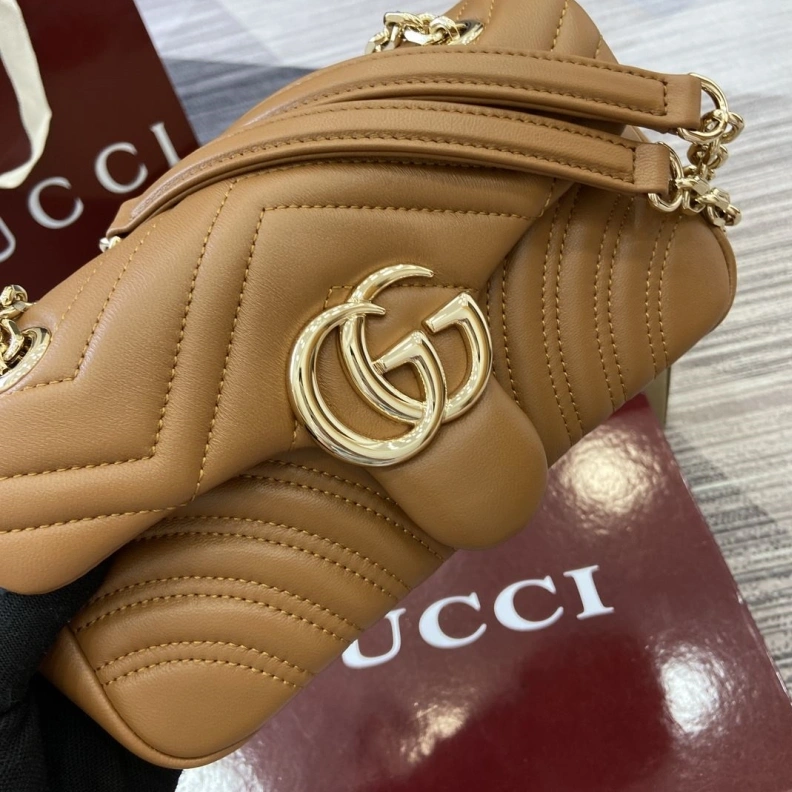 Comfortable Gxccx Top Handle Bags 35384