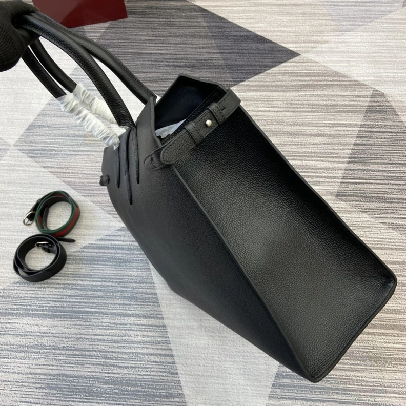 Stylish Gxccx Top Handle Bags 35395