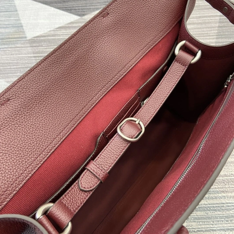 Resilient Gxccx Top Handle Bags 35390