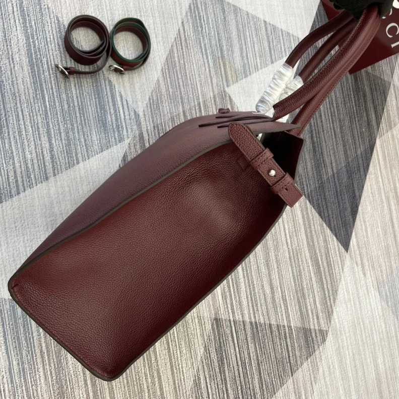 Resilient Gxccx Top Handle Bags 35390