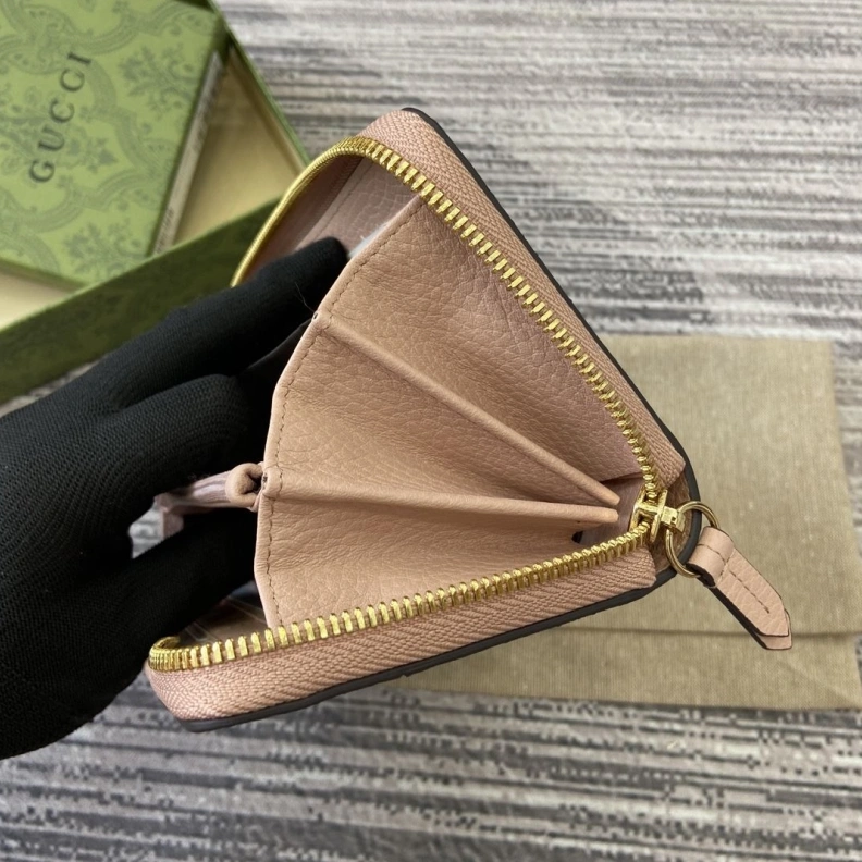 Sophisticated Gxccx Wallets & Purse 34812