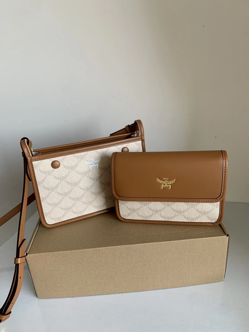 Trendsetting MCX Satchel Bags 81462