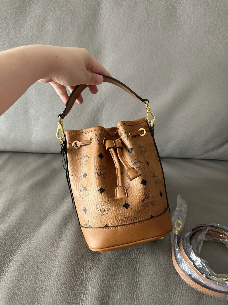 MCX Bucket Bags Bold 81499
