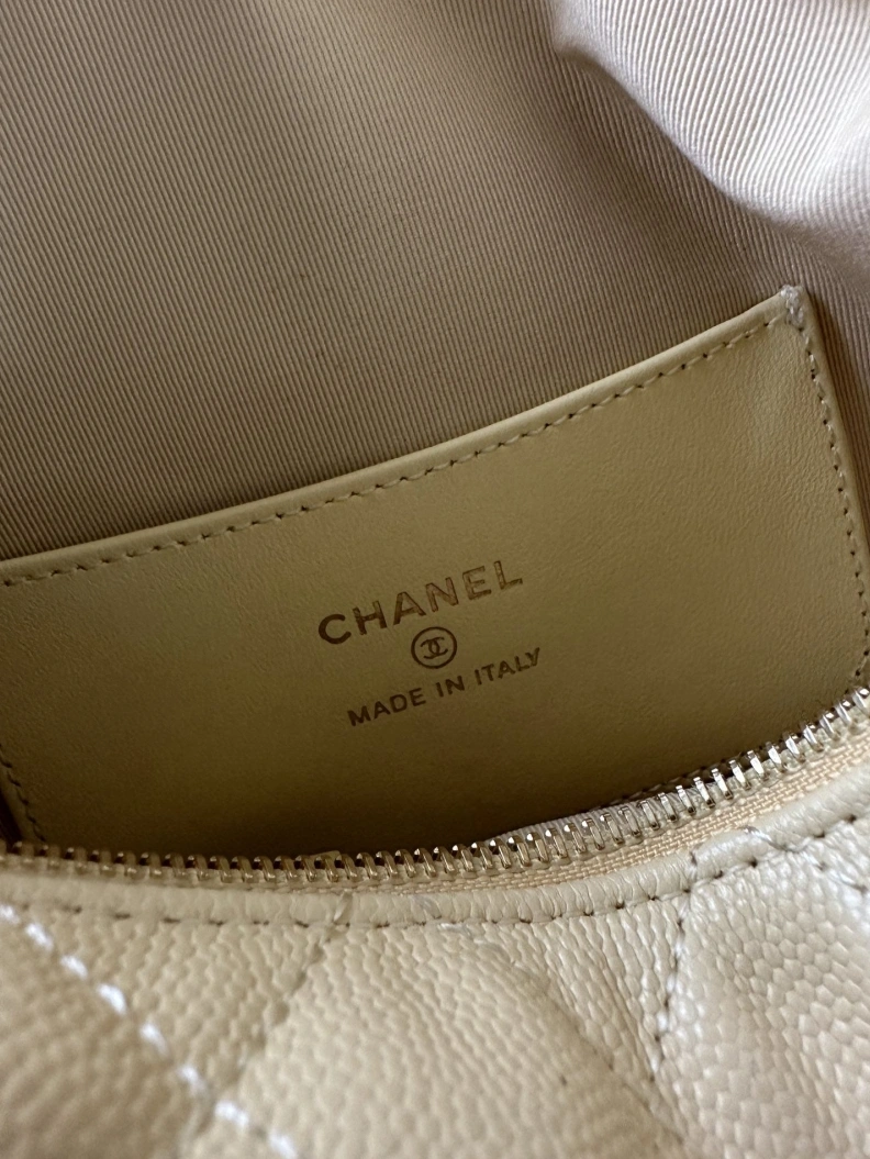 Vibrant Chxnxl Top Handle Bags 29144