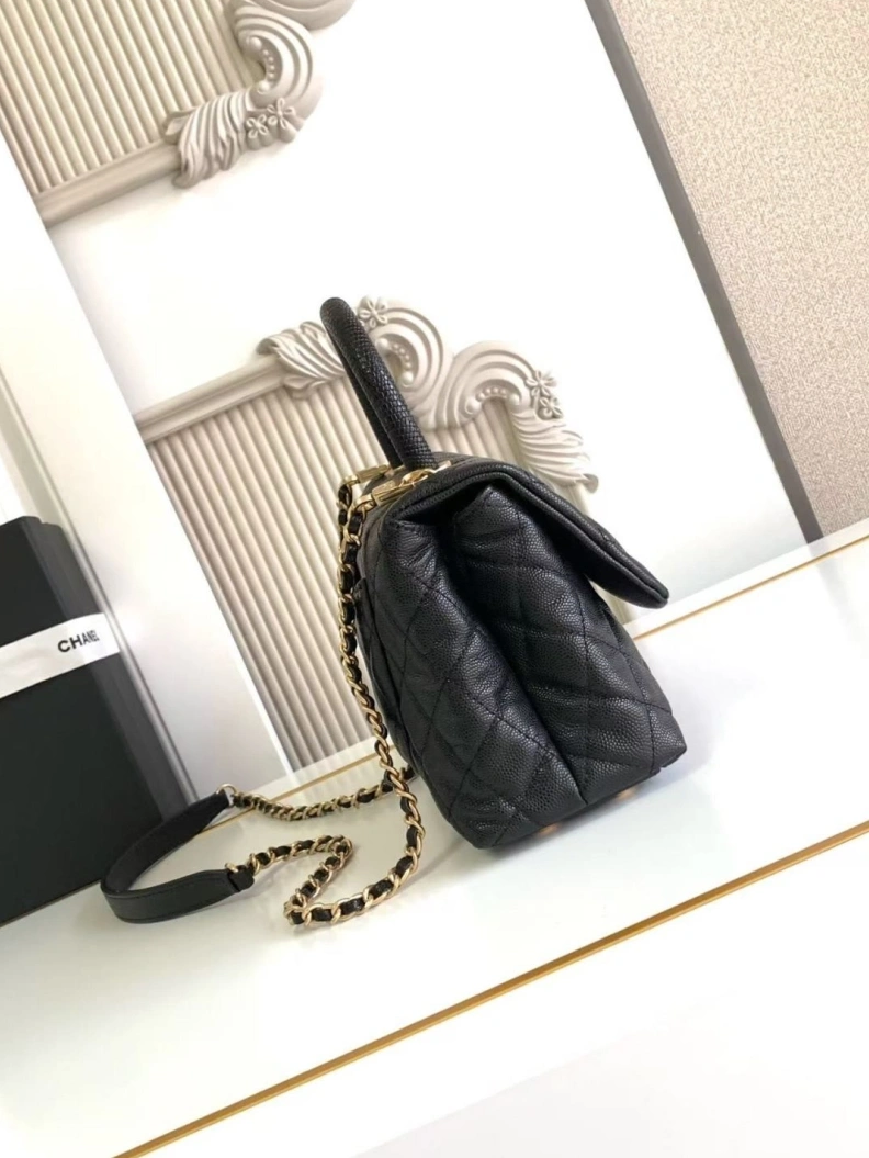 Resilient Chxnxl Top Handle Bags 29105