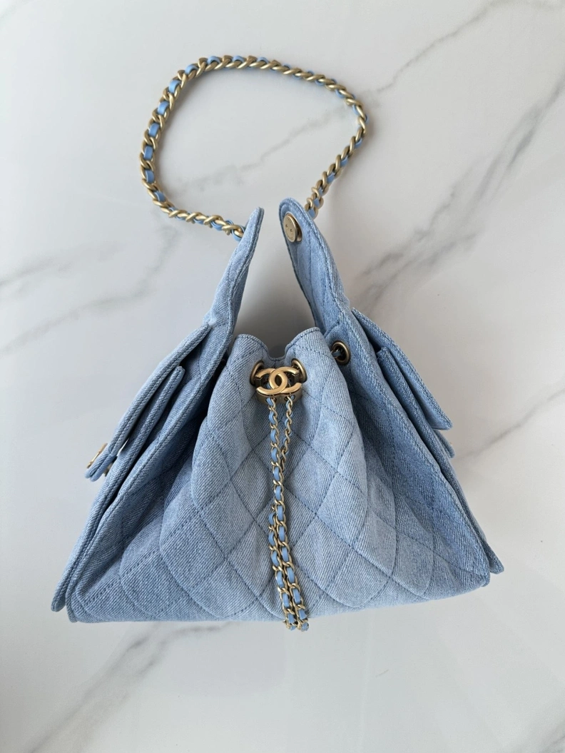 WellDesigned Chxnxl Top Handle Bags 29021