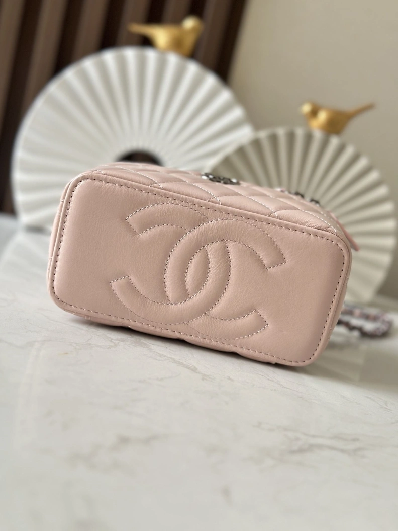 Sleek Chxnxl Cosmetic Bags 29213