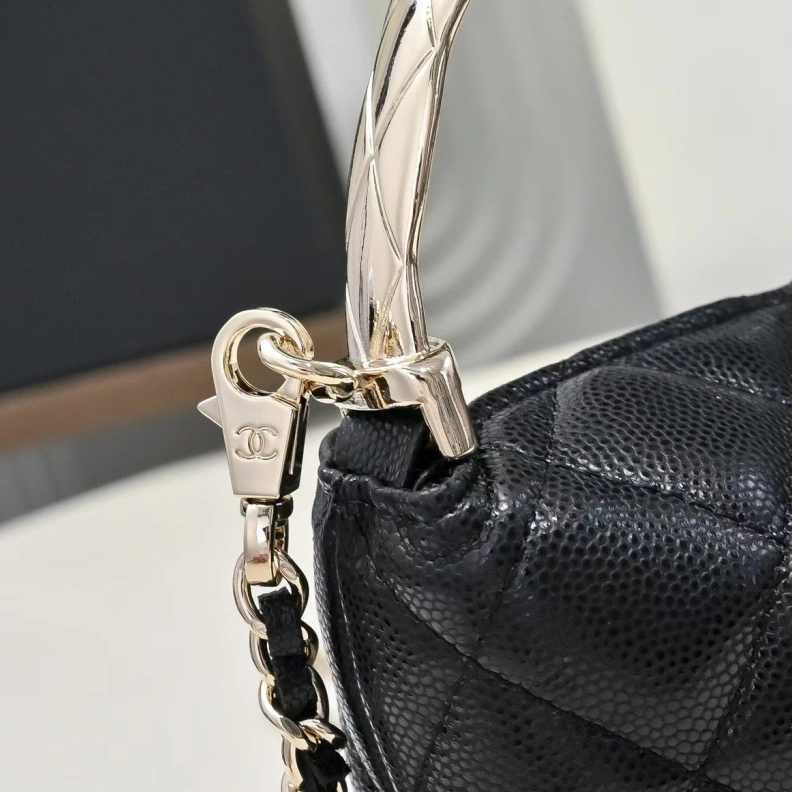 Unique Chxnxl Top Handle Bags 29006