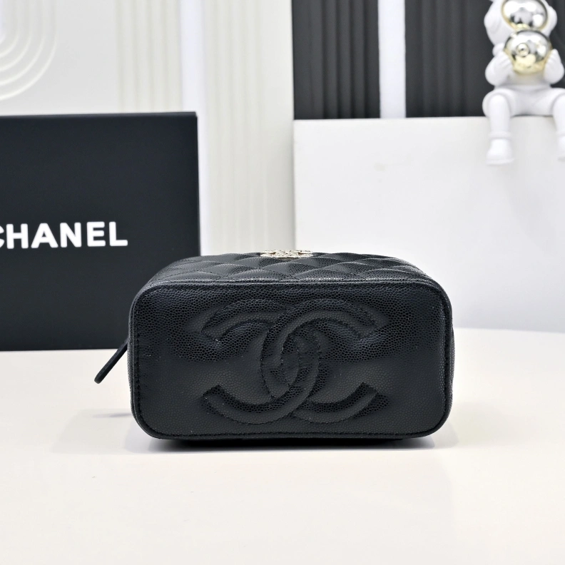 Trendy Chxnxl Cosmetic Bags 29218